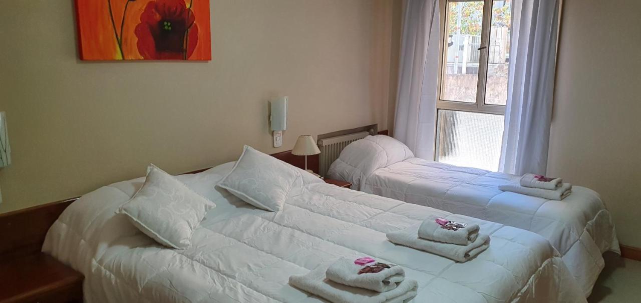 Hotel Aatrac Buenos Aires Exteriör bild